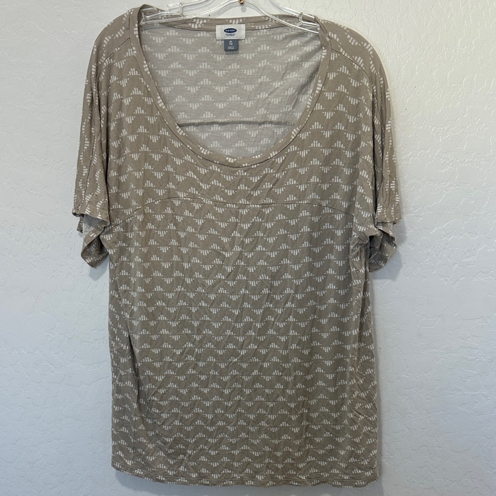 Old Navy Beige White Patterned Tee V Neck Jersey Top Blouse W Dolmen Sleeve XL